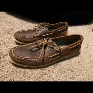 Sperry boat shoes